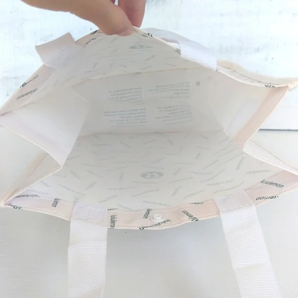 lululemon athletica Cream Tote Bag - Picture 5 of 7